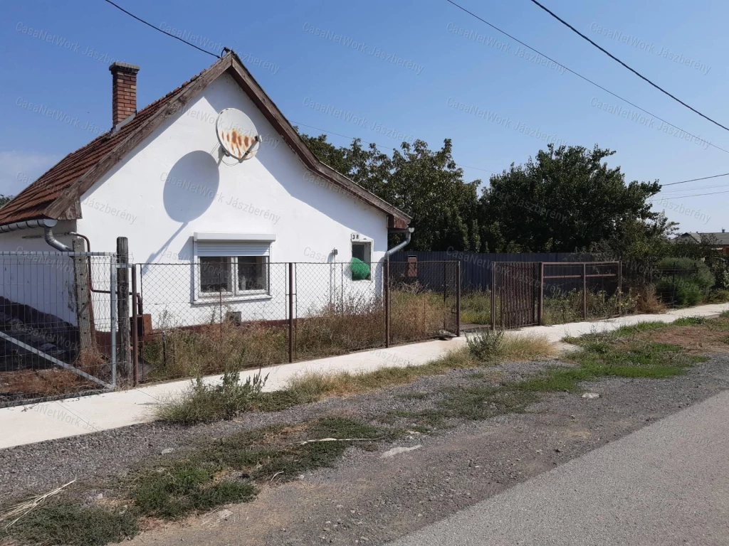 For sale house, Jászárokszállás