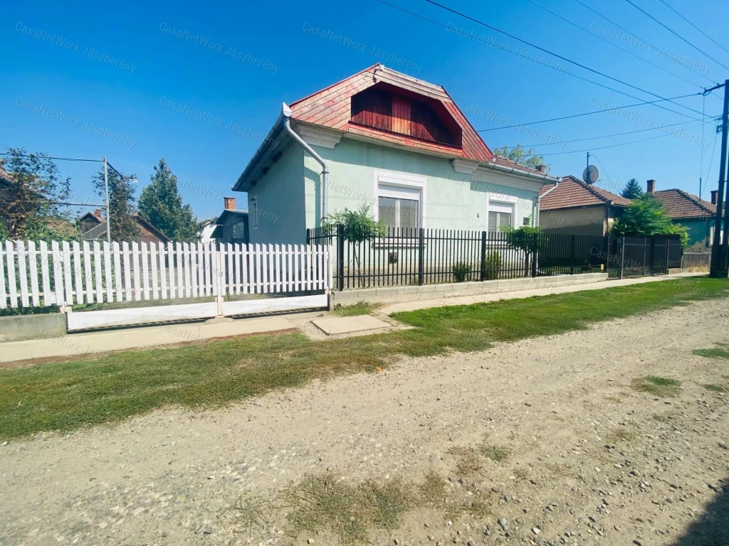 For sale house, Jászdózsa