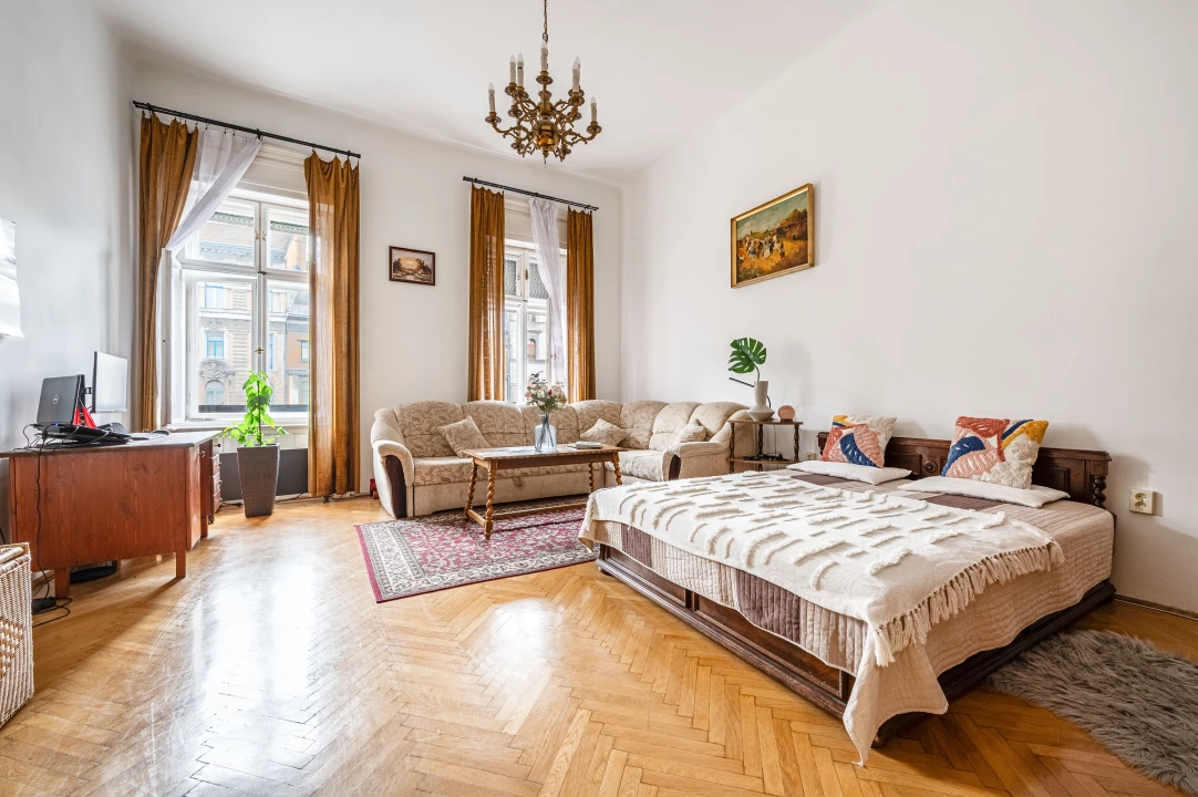 Eladó téglalakás, Budapest VII. kerület