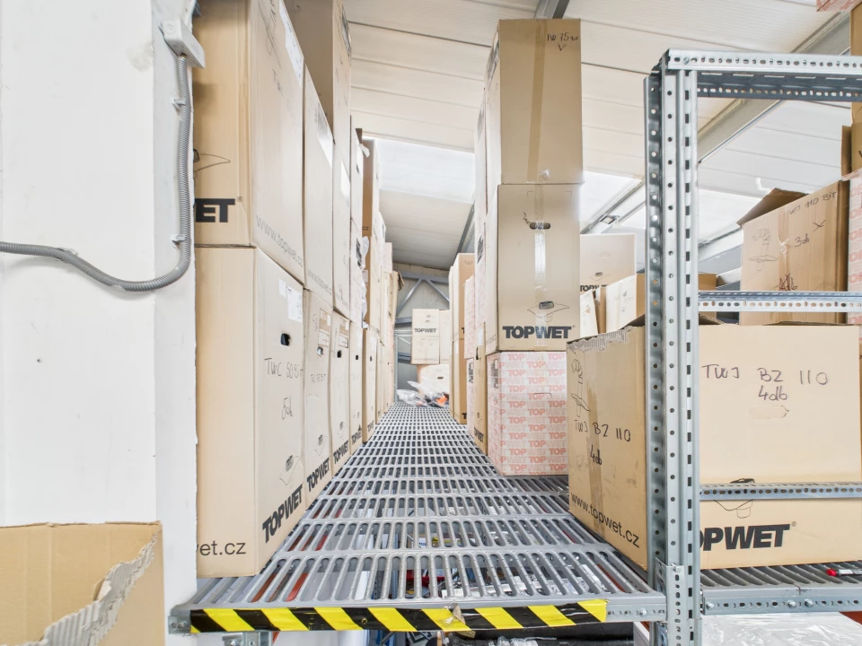 Eladó raktár, Nagytarcsa, Ganz Ábrahám utca 4