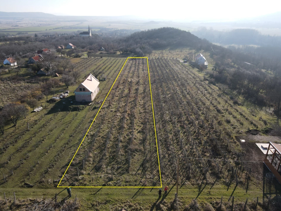 Eladó külterületi telek, Szentbékkálla