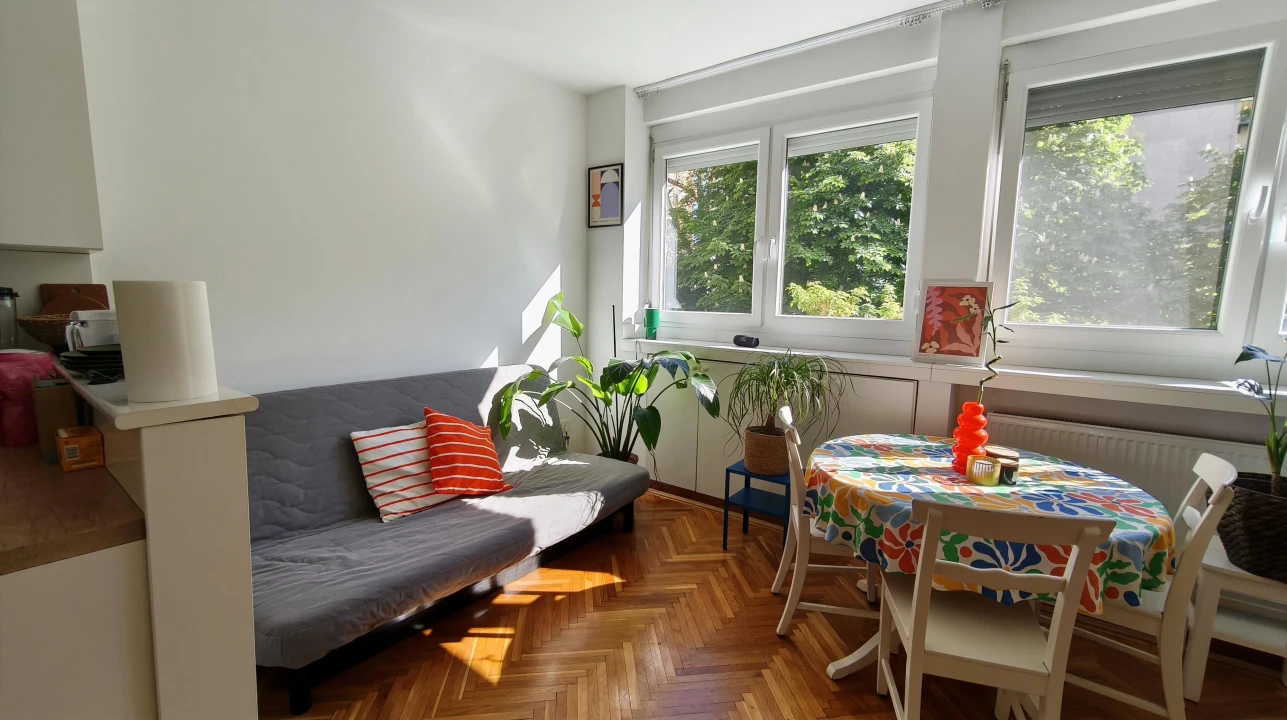 Kiadó téglalakás, Budapest XI. kerület, Karinthy Frigyes út 11