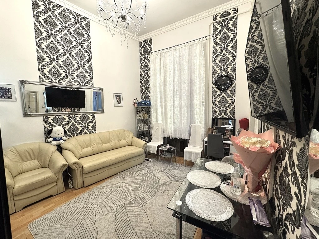 For sale brick flat, Budapest VIII. kerület, Józsefváros, Baross utca