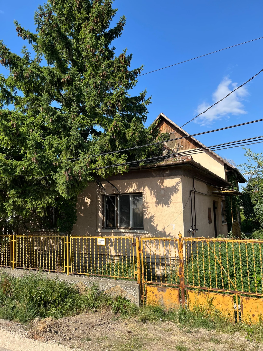 For sale semi-detached house, Érd, Kertvárosias