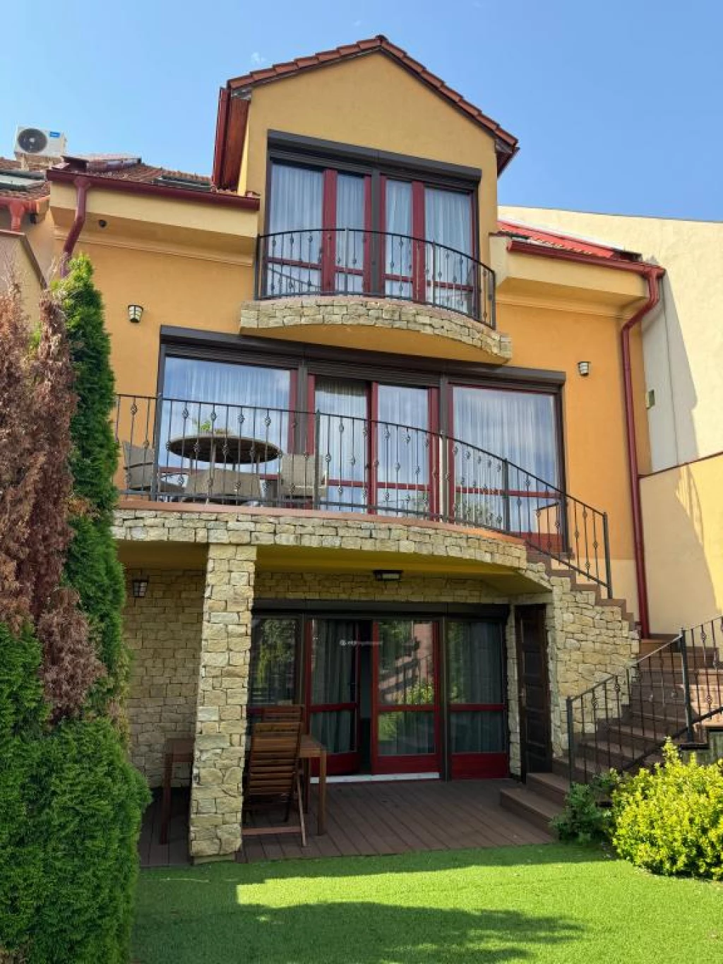 For sale terraced house, Eger