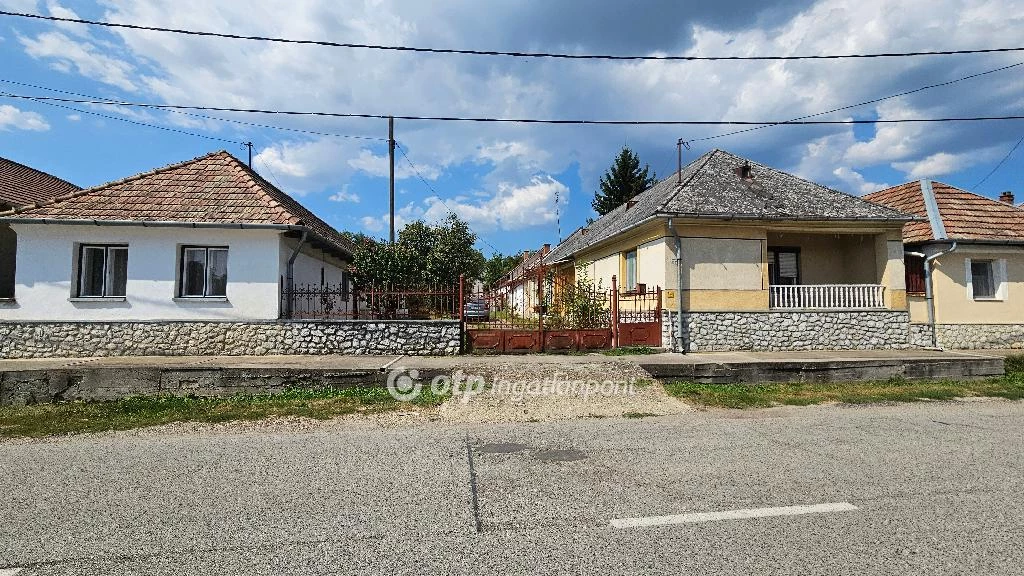 For sale house, Cserépfalu