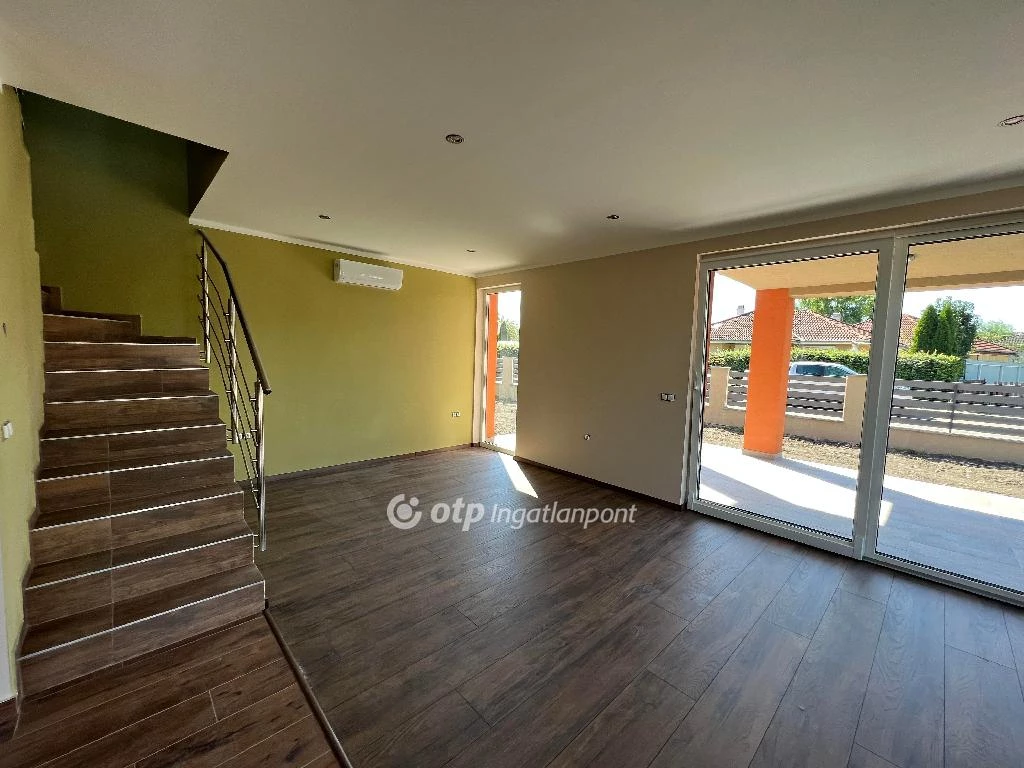 For sale semi-detached house, Eger