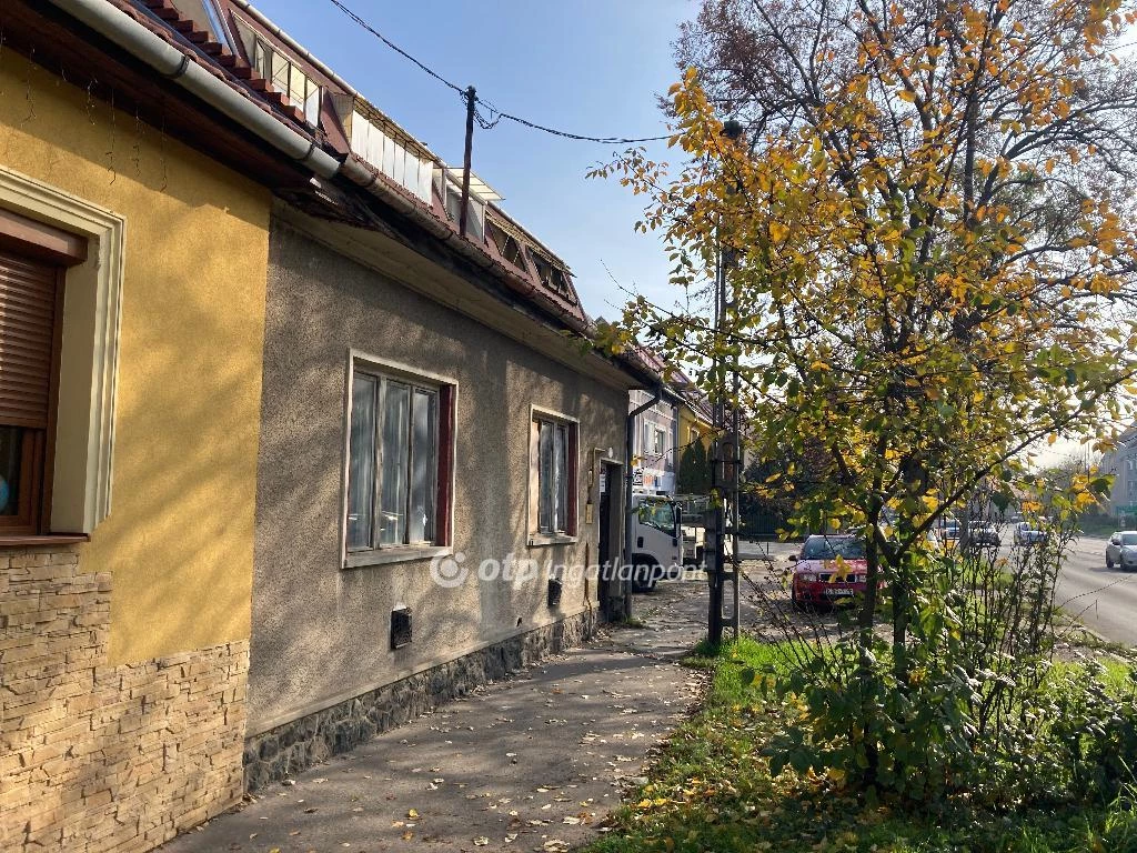 For sale semi-detached house, Eger