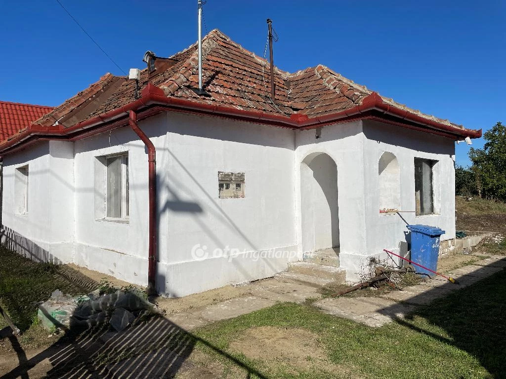 For sale house, Adács