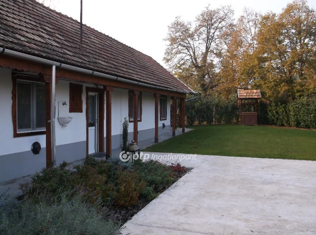 For sale house, Gyöngyöstarján