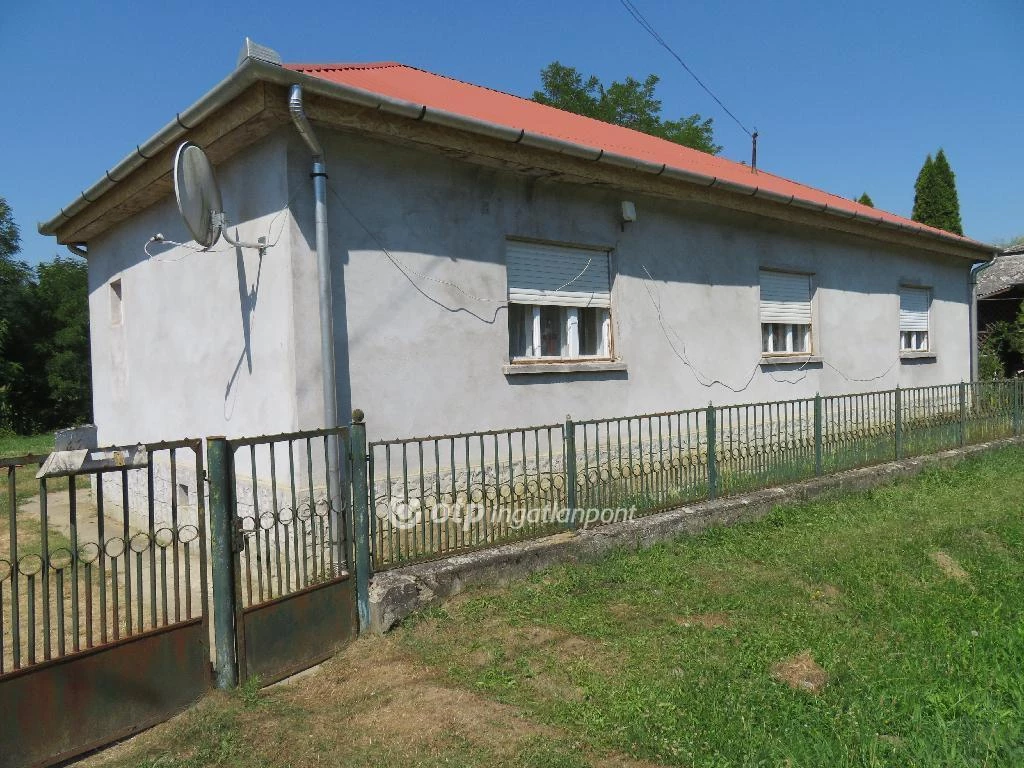 For sale house, Istenmezeje