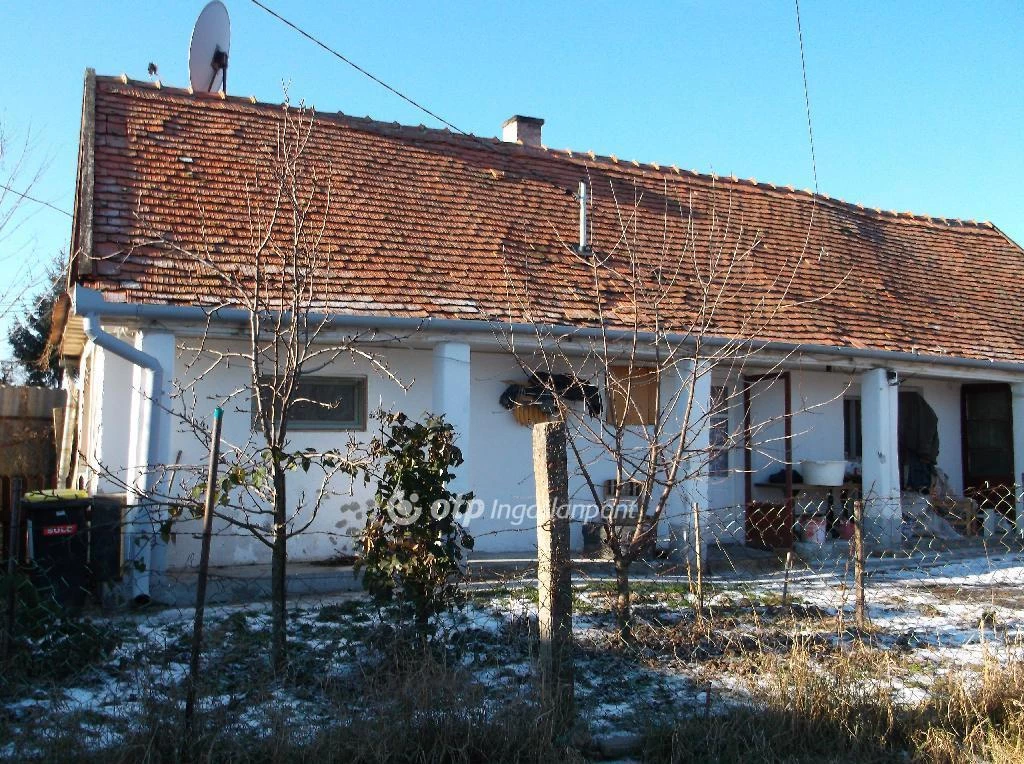 For sale house, Atkár