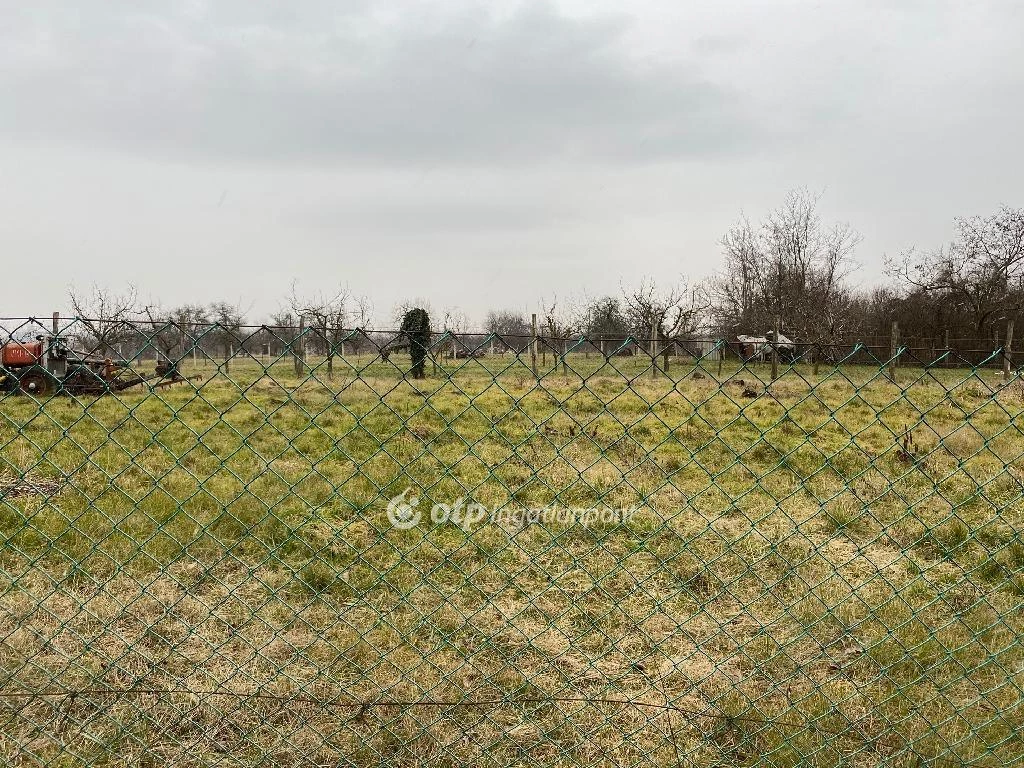 For sale building plot, Szada