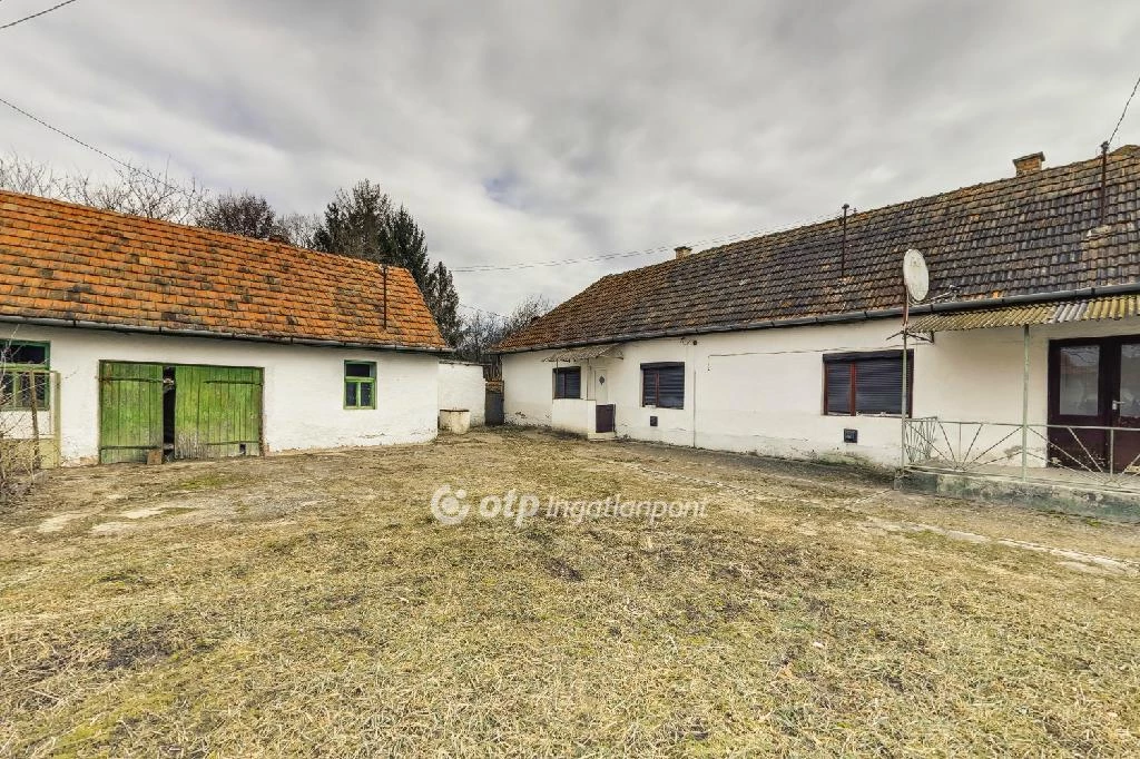 For sale house, Cserépfalu