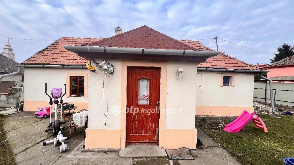 For sale house, Mezőkeresztes