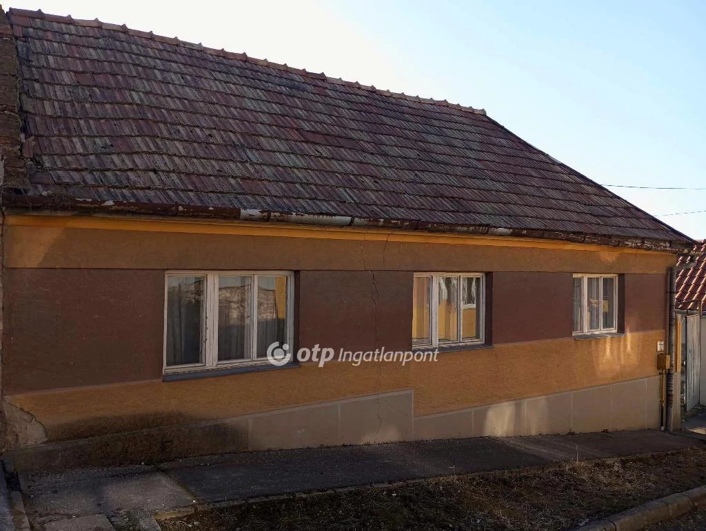 For sale house, Eger