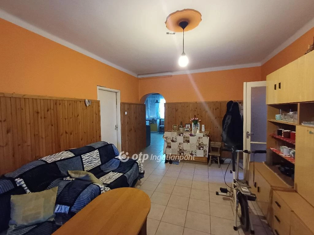 Eladó Ház, Egerbakta