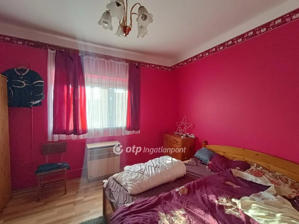 Eladó Ház, Rózsaszentmárton