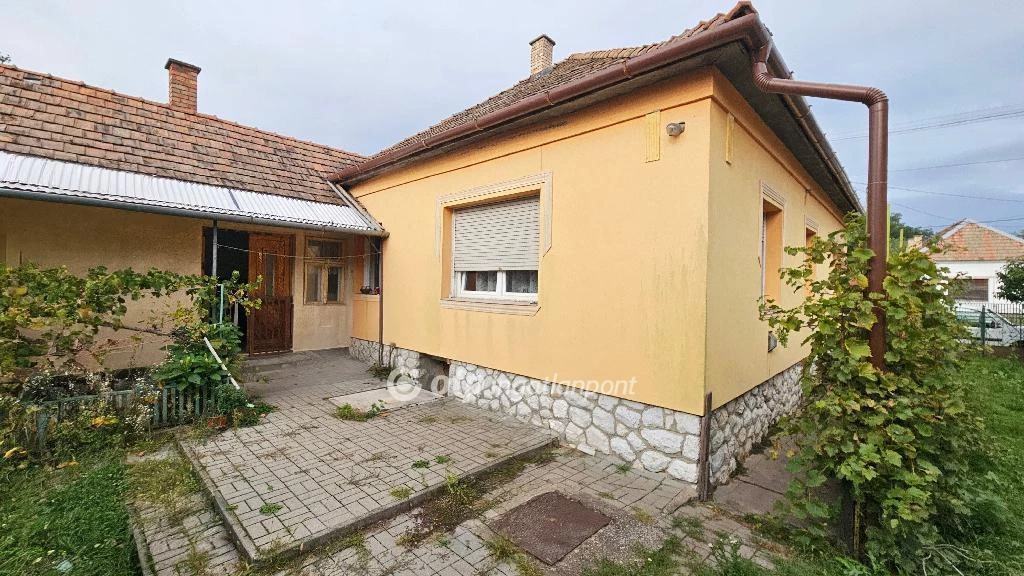 Eladó Ház, Kerecsend