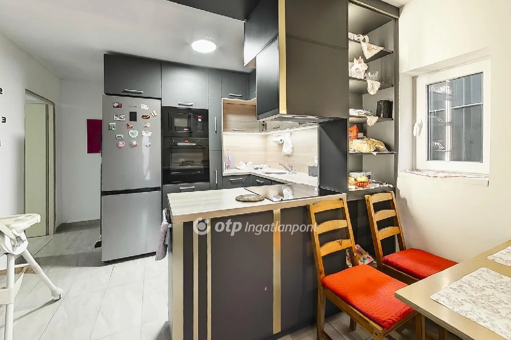 For sale house, Abasár