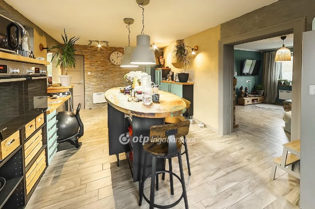 Eladó Ház, Nagytálya