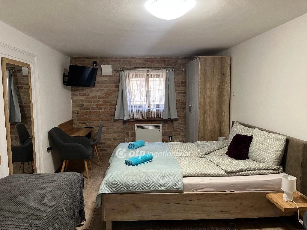 Eladó Lakás, Eger