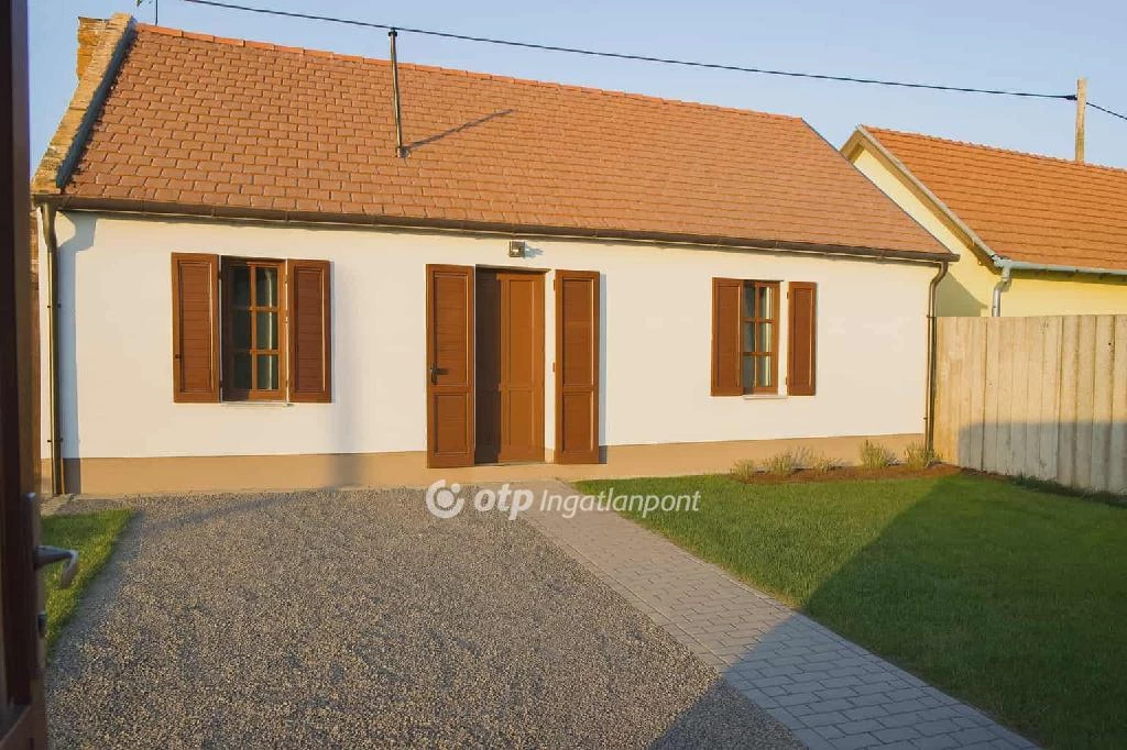 For sale house, Gyöngyös