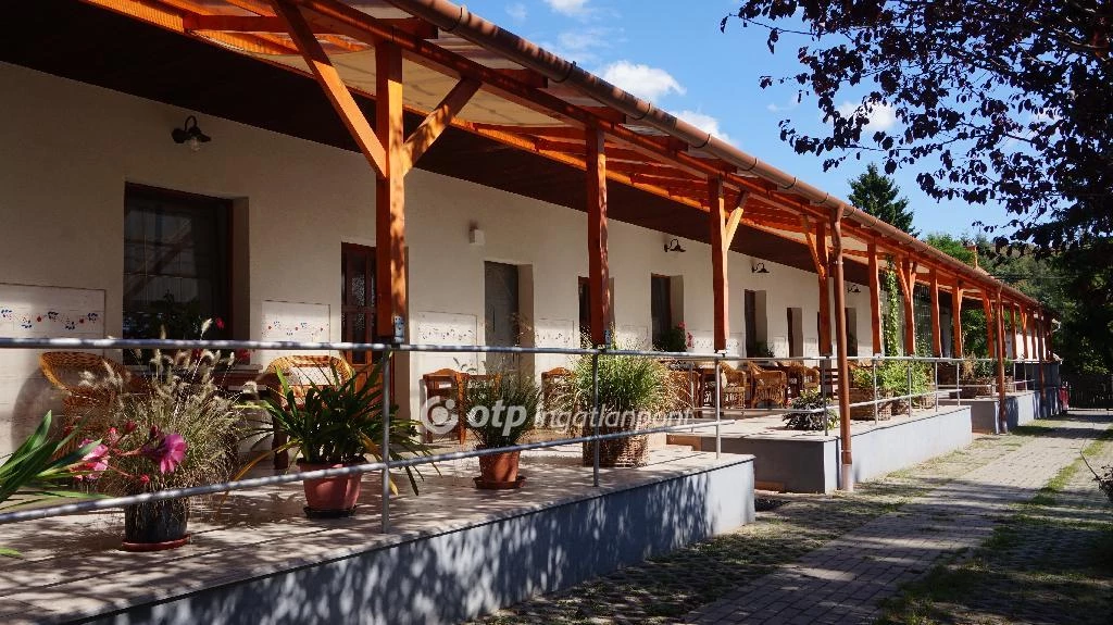 For sale hotel, inn, Gyöngyös