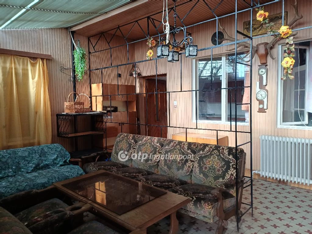 c3-1-name c2-1-name, Kompolt