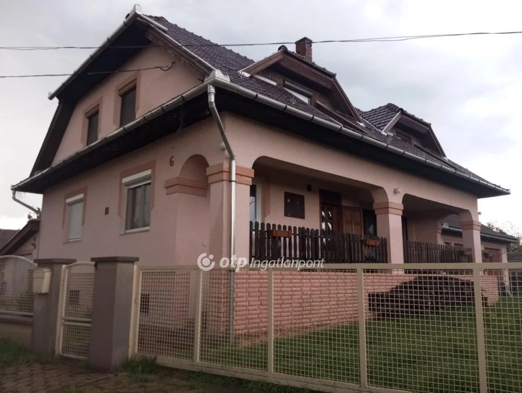 Eladó Ház, Egerlövő