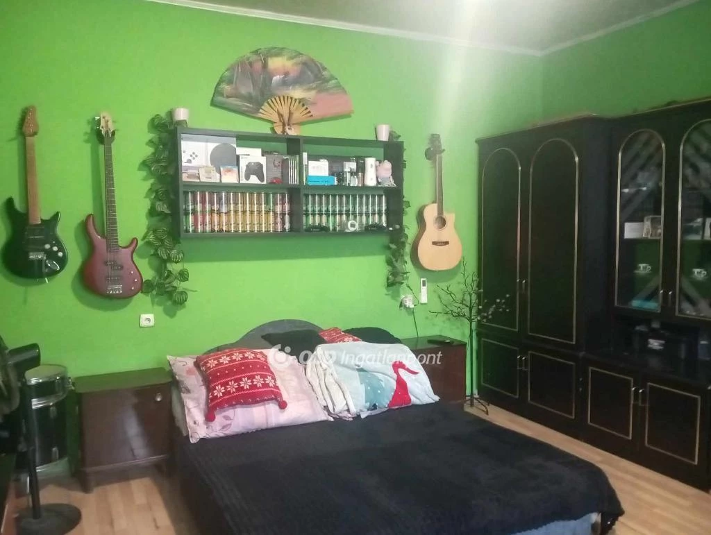 For sale house, Sirok