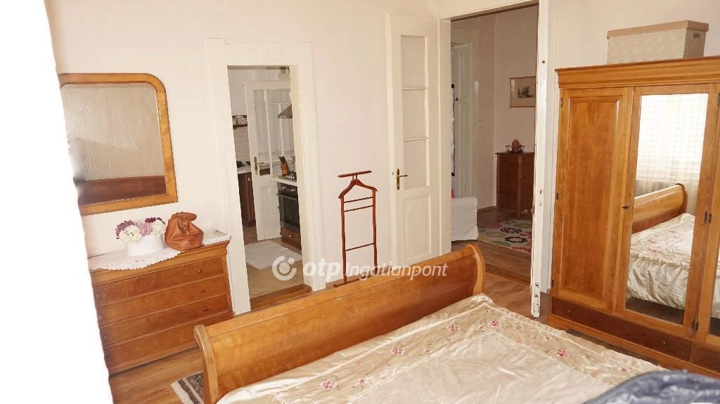 Eladó Ház, Gyöngyös