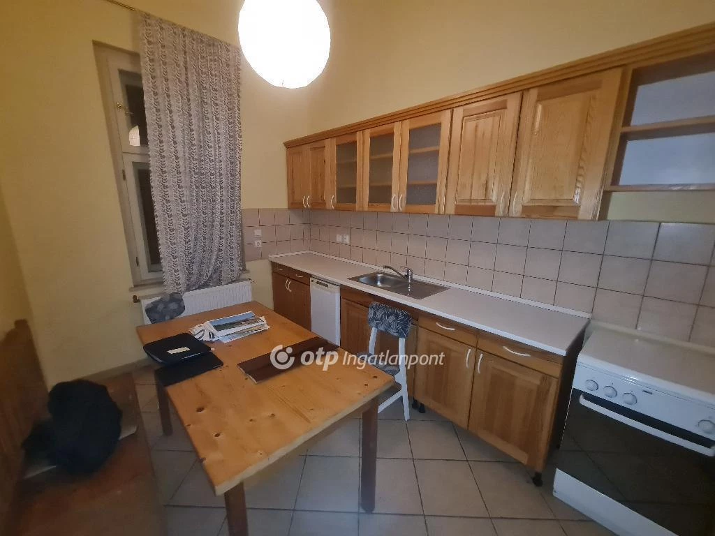 c3-1-name c2-23-name, Eger