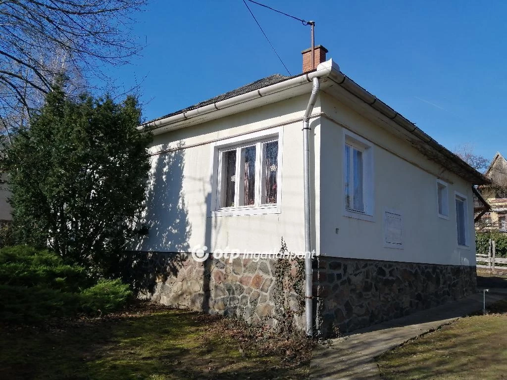 c3-1-name c2-1-name, Parádsasvár