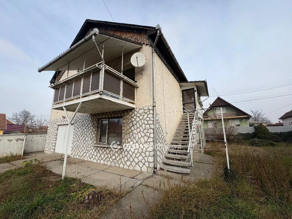 c3-1-name c2-1-name, Mezőkövesd