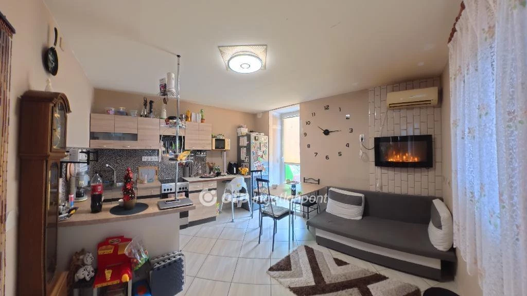 Eladó Ház, Mezőnagymihály