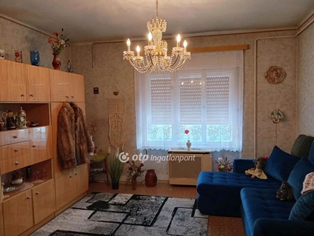 c3-1-name c2-1-name, Eger