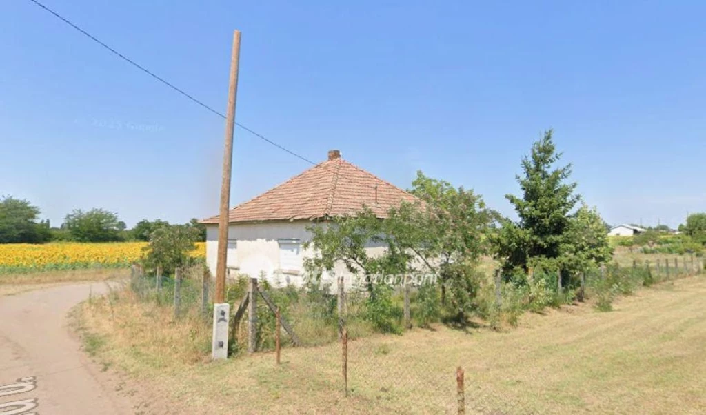 Eladó Ház, Erdőtelek