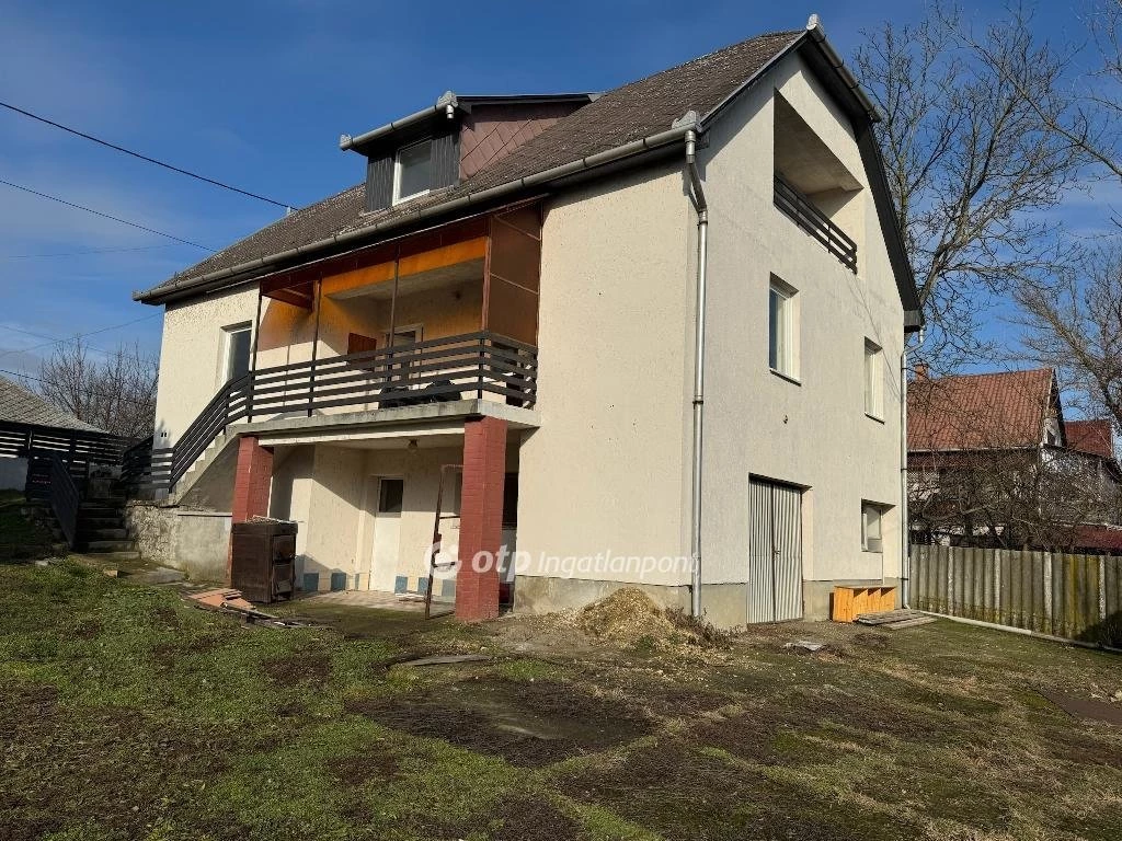 Eladó Ház, Poroszló