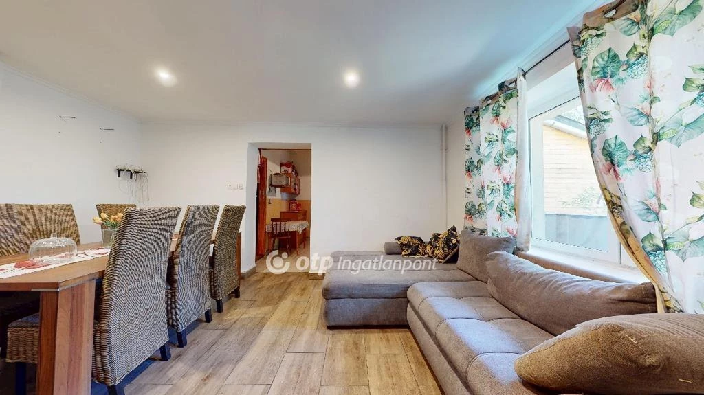 Eladó Ház, Egerlövő