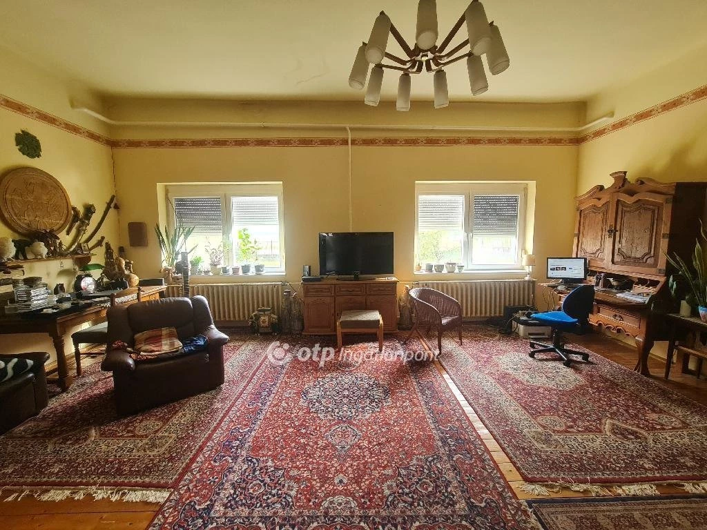 Eladó Ház, Nagytálya