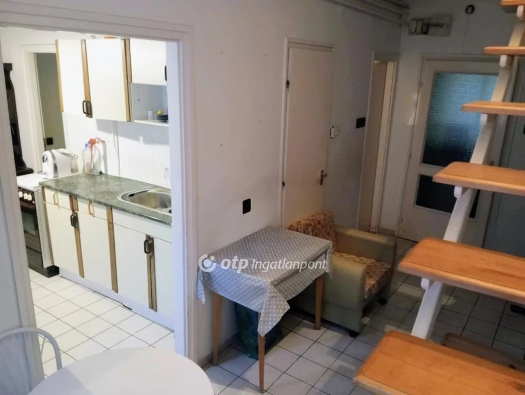 c3-1-name c2-1-name, Eger