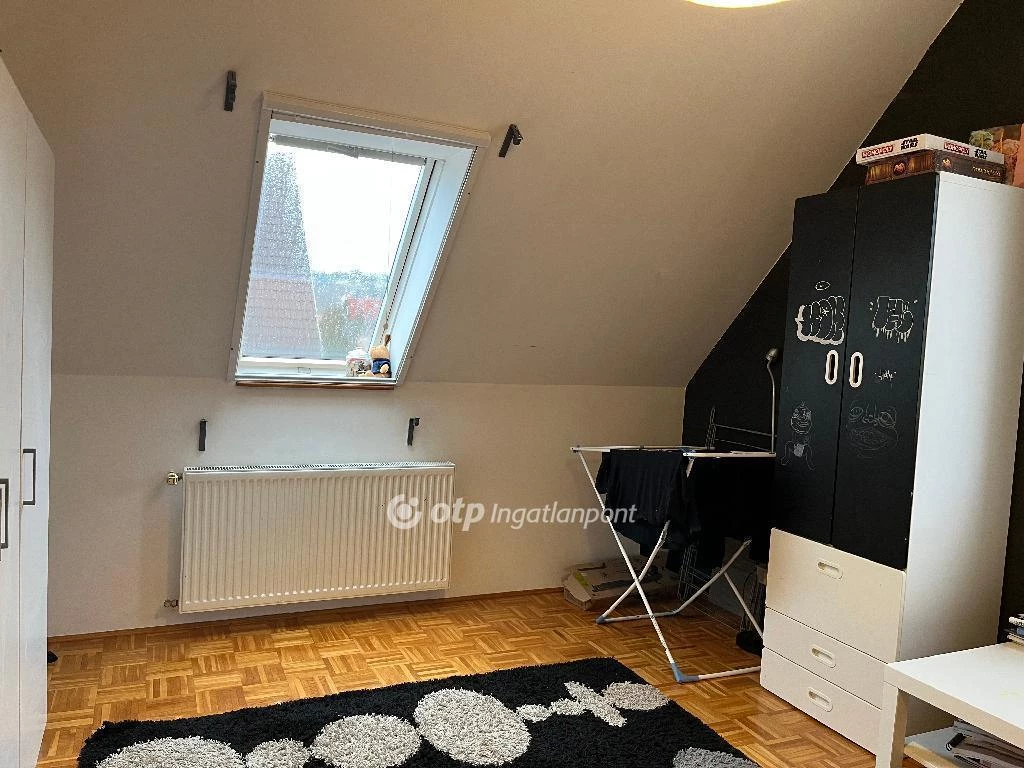 Eladó Lakás, Eger