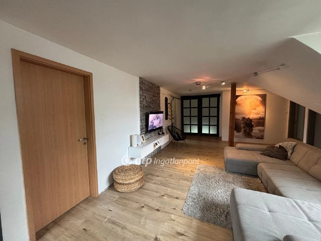 c3-1-name c2-1-name, Eger