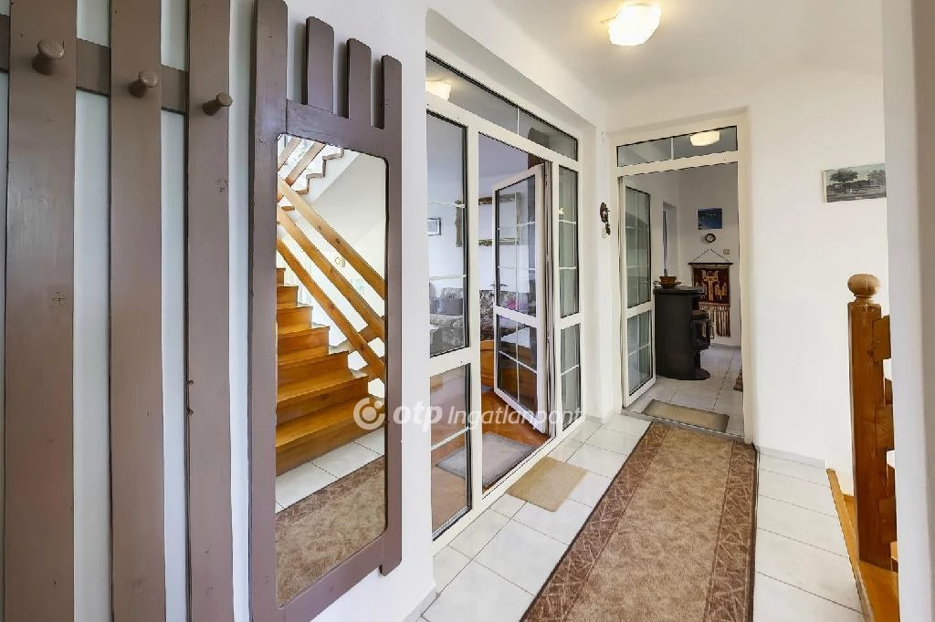 c3-1-name c2-1-name, Eger