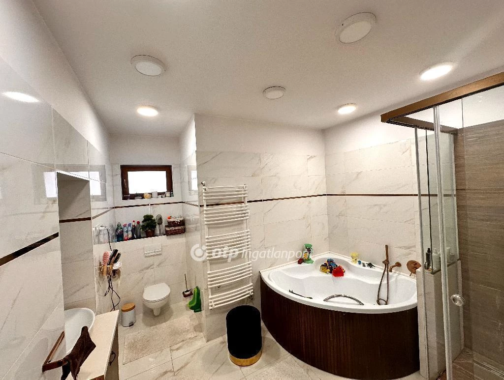 c3-1-name c2-1-name, Eger