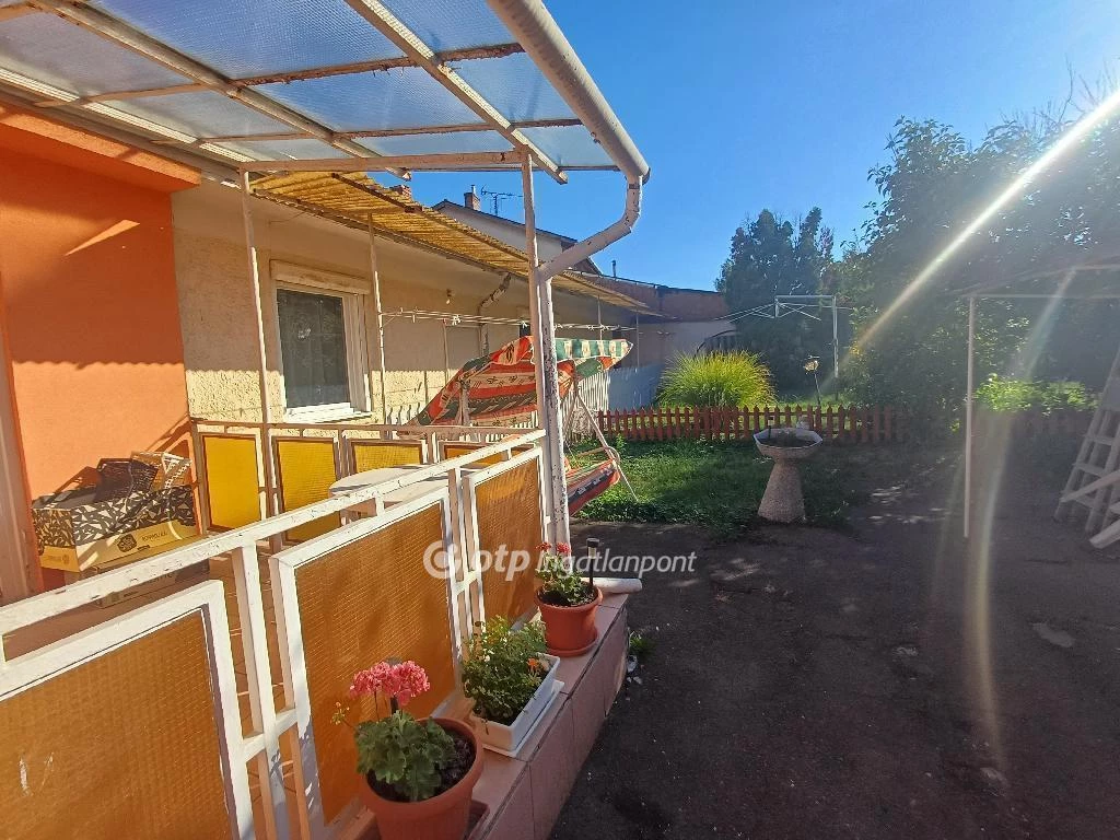 c3-1-name c2-1-name, Eger