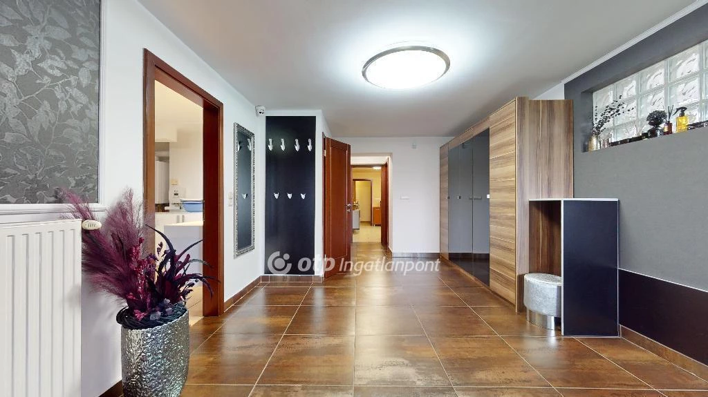 c3-1-name c2-1-name, Eger