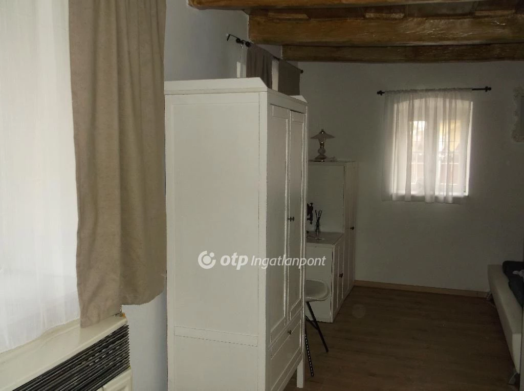 Eladó Ház, Gyöngyöstarján