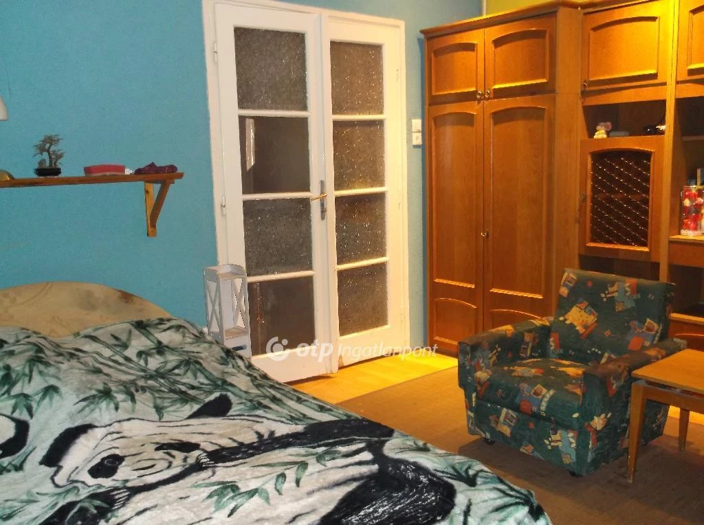 Eladó Ház, Gyöngyöstarján